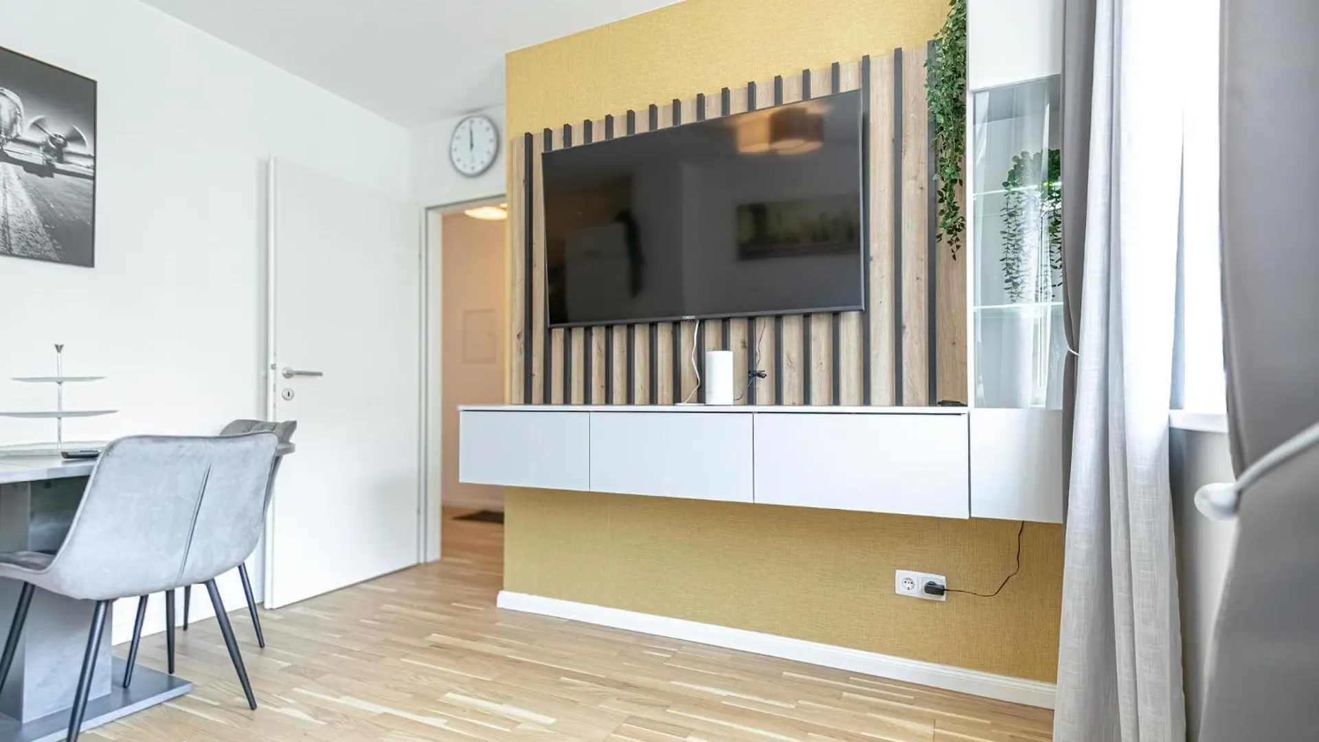 Appartamento Chic 1Br & 1Lr Apt Only 9 Min To City Center, King Bed, Metro Access Vienna
